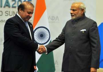 pm modi holds bilateral talks with nawaz sharif