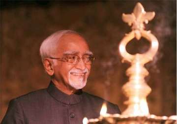 concluding 3 day visit to brunei vice president hamid ansari arrives in thailand