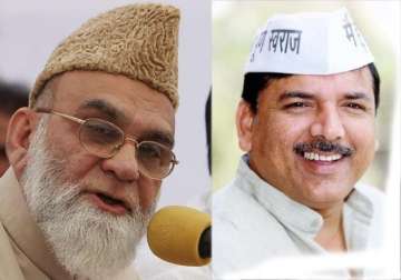 delhi polls shahi imam syed ahmed bukhari appeals for support to aap but party rejects