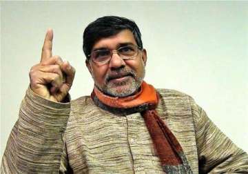 kailash satyarthi compliments narendra modi for swacch bharat initiative