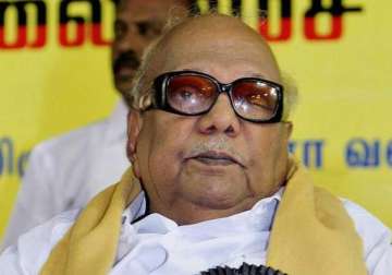 dmk chief condemns attack on students