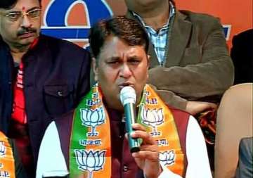 after kiran bedi shazia ilmi vinod kumar binny joins bjp