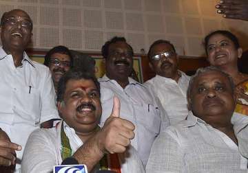 g.k.vasan names his new party tamil maanila congress