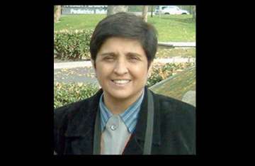 kiran bedi may contest polls if women s reservation bill passed