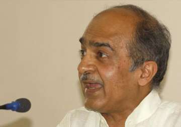 no personality clash kejriwal compromised on party ethics prashant bhushan