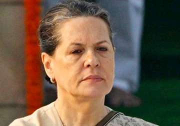 congress to play constructive role sonia