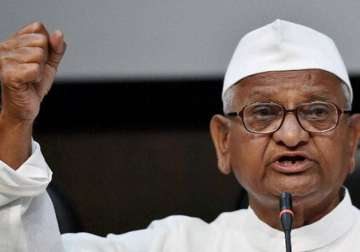 anna hazare to join ex servicemen in one rank one pension protest