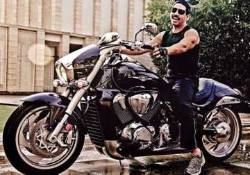 10 facts to know about robert vadra the stylish son in law of congress president sonia gandhi