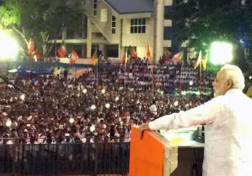 i was raised among the poor can understand farmers pain pm modi at bengaluru rally