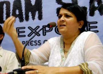 aap s anjali damania preeti menon quit party post