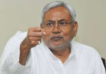 nitish justifies annulling manjhi cabinet s decisions