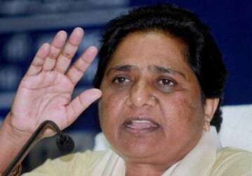 mayawati demands cbi probe into recovery of bodies from ganga