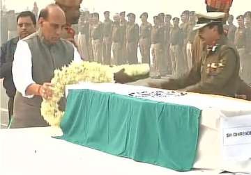 rajnath singh pays tribute to bsf plane crash personnel