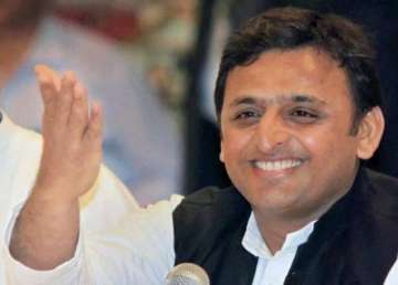 akhilesh urges nris from up to help in development of state