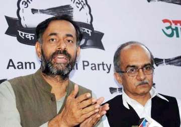 aap pac to decide fate of dissidents on wednesday