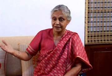 sharad should die in shame for anti rahul remarks sheila