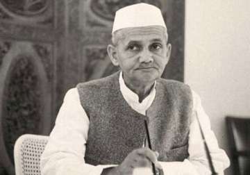 b day spl lal bahadur shastri india s 2nd prime minister