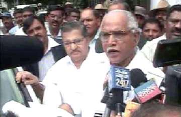 yeddyurappa calls on governor