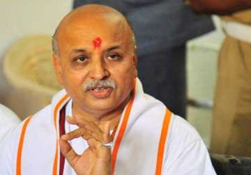 police ban defied praveen togadia s recorded speech played at rally