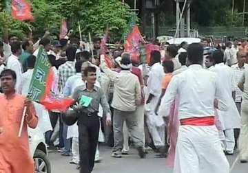 bihar polls bjp jd u workers protest over ticket denial