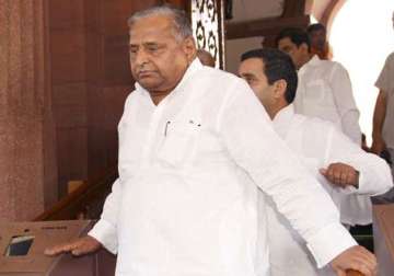 mulayam singh admitted to medicity medanta hospital in gurgaon