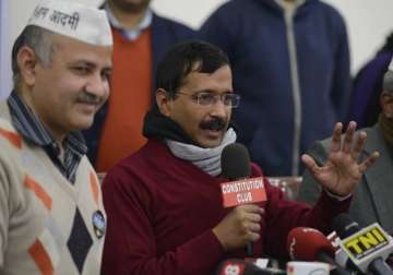 delhi polls 106 firs against political parties for violating model code of conduct