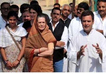after snub to modi congress invites mamata nitish to nehru event