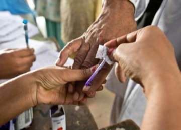 fourth phase polls around 62 voting recorded in jharkhand while j k registers 49 voter turnout