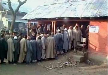 j k records an impressive 58 turnout while jharkhand registers 61 voting in 3rd phase of assembly elections