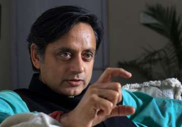 make in india and hate in india cannot go together shashi tharoor