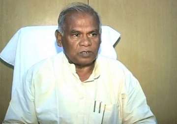 governor asks bihar cm manjhi to prove majority on february 20