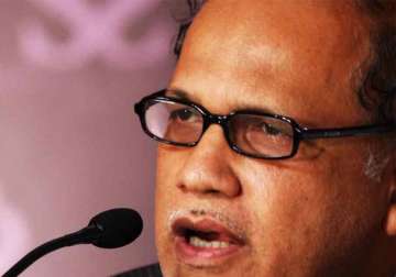 goa police seek narco tests on digambar kamat in louis berger bribery case