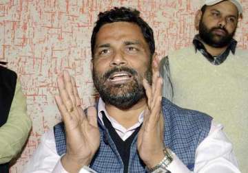 pappu yadav sends notice to sushil modi for sullying his image