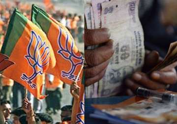 delhi polls 95 of bookies lost money due to bjp s loss