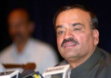ananth kumar asks people to foil lalu nitish s dream