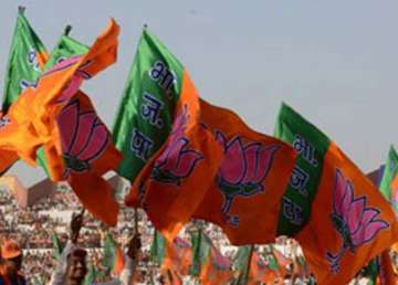 bjp may get lg s invitation to form government in delhi