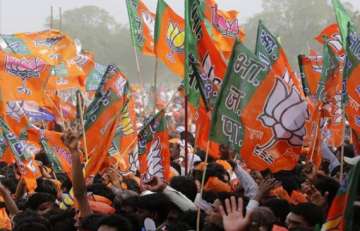 bjp well on top in both maharashtra haryana say exit polls