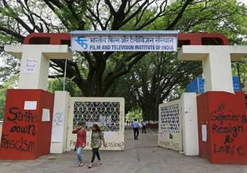 ftii row i b minister rathore meets protesting students