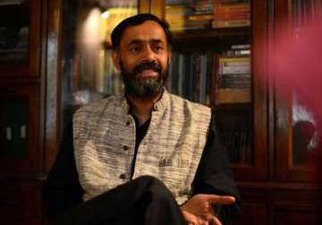 yogendra yadav and aap to part ways