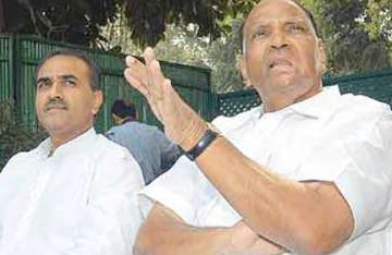 bjp divided over demand for resignation of pawar patel