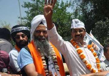 arvind kejriwal to kick start punjab campaign next month