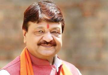 is a journalist bigger than me statement was not about akshay singh clarifies kailash vijayvargiya