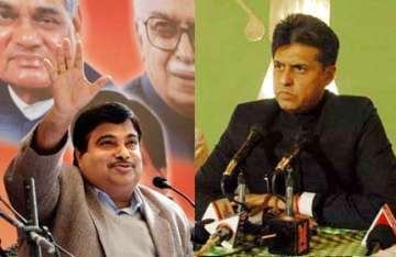 bjp and congress in war of words on cwg mess