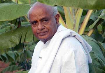 gowda threatens to resign as no one bothered about farmers
