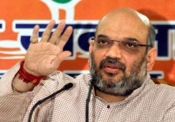 amit shah sharpens attack on aap delhi polls between promise keepers and liars