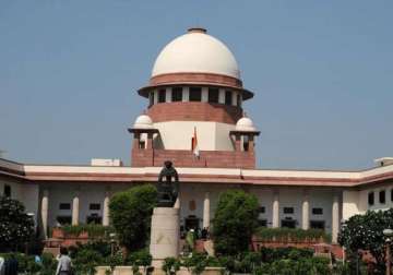 kejriwal vs centre supreme court issues notice to kejriwal govt