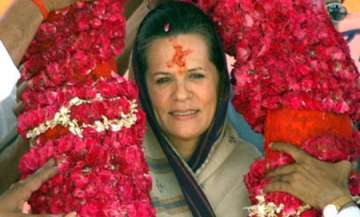 sonia gandhi turns 65