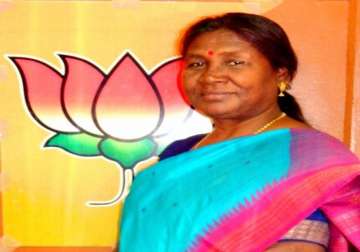 draupadi murmu sworn in as first woman governor of jharkhand