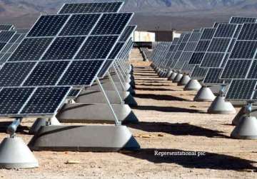 govt aims 100 mw solar power generation by 2016