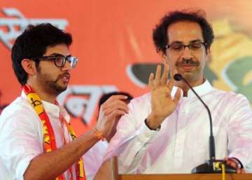 maharashtra polls crucial shiv sena meeting today to discuss future strategy